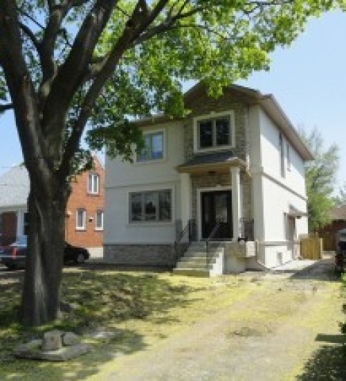 Etobicoke Bungalow Refined: Adding a Second Story